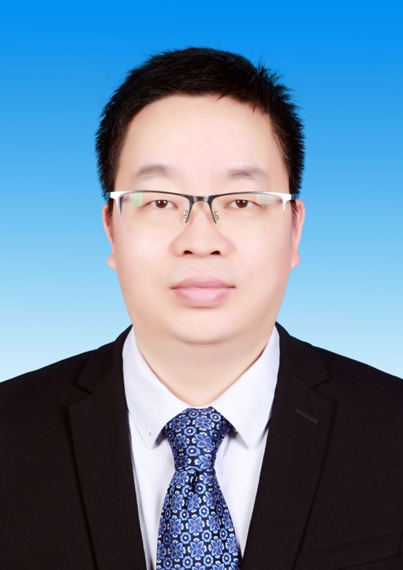 杨彦平照片